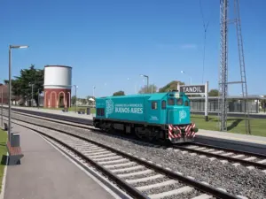 el-gobierno-axel-kicillof-prioriza-el-tren-turistico-buenos-aires-la-ciudad-del-salame-y-la-sierra