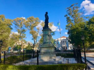 plaza-brown
