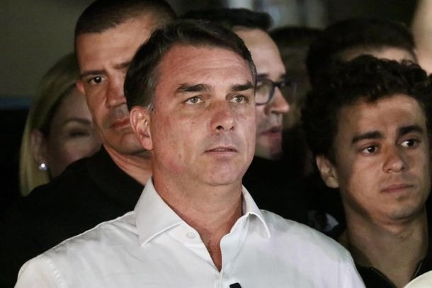 flavio-bolsonaro (1)
